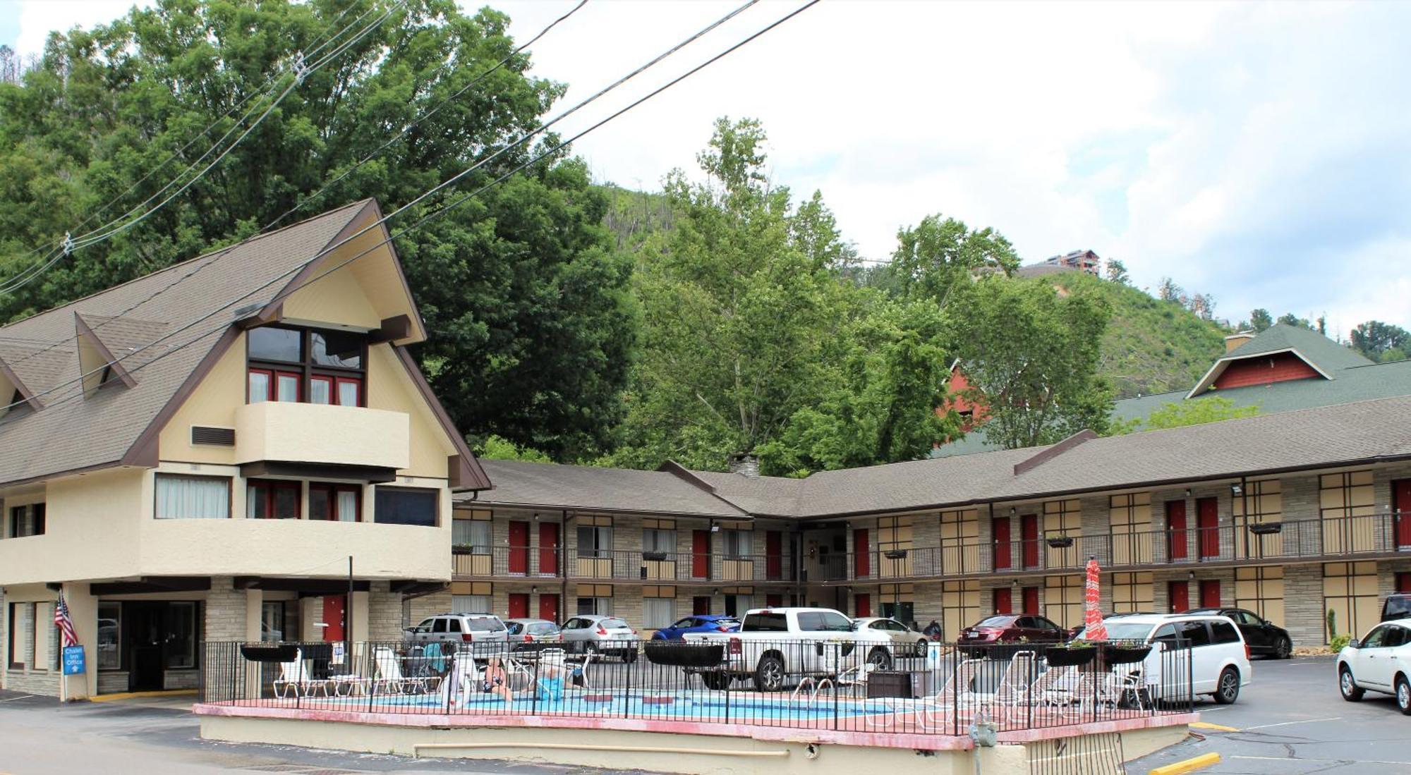 Chalet Inn Гатлинбург Экстерьер фото